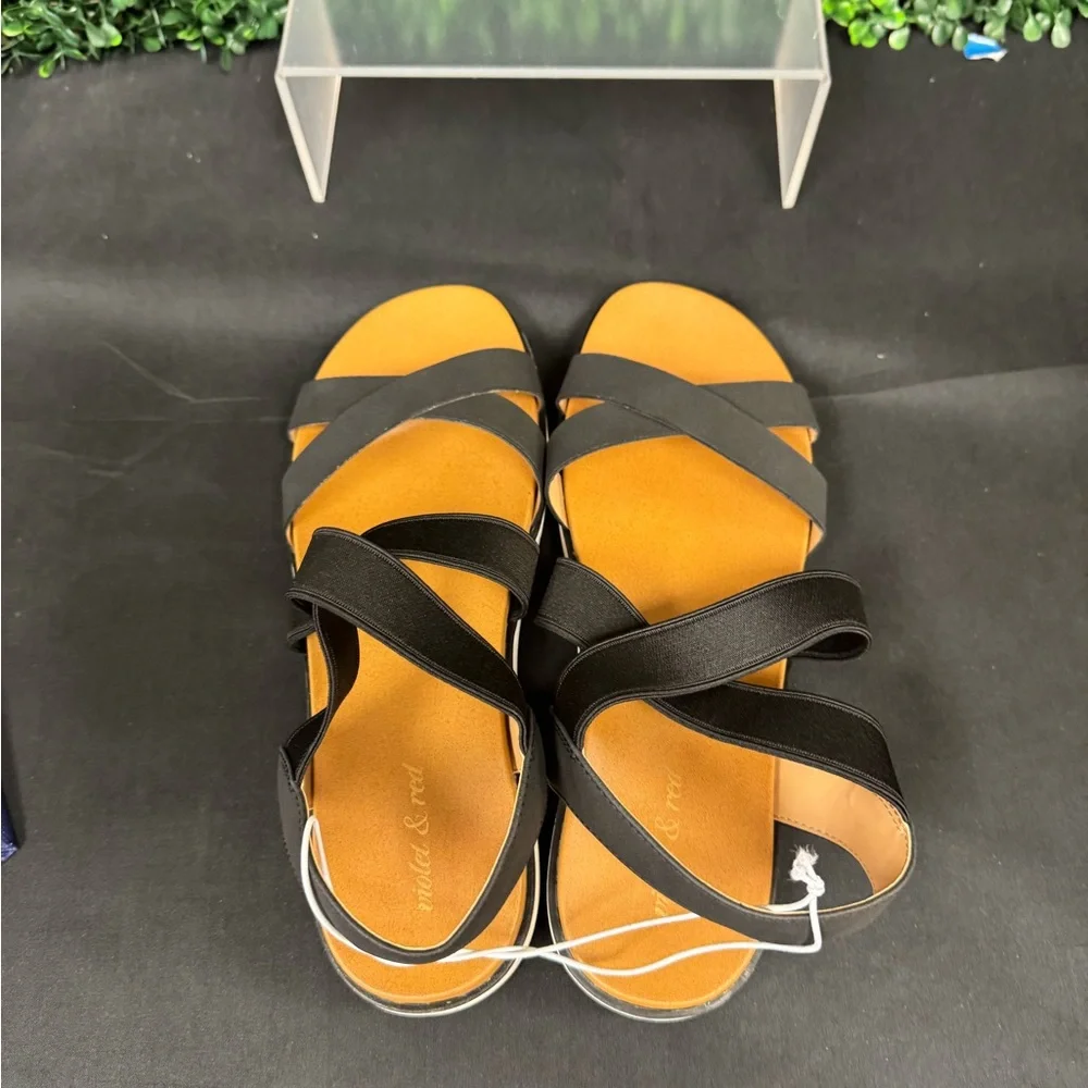VIOLET & RED Tillie Sandal - W8.5